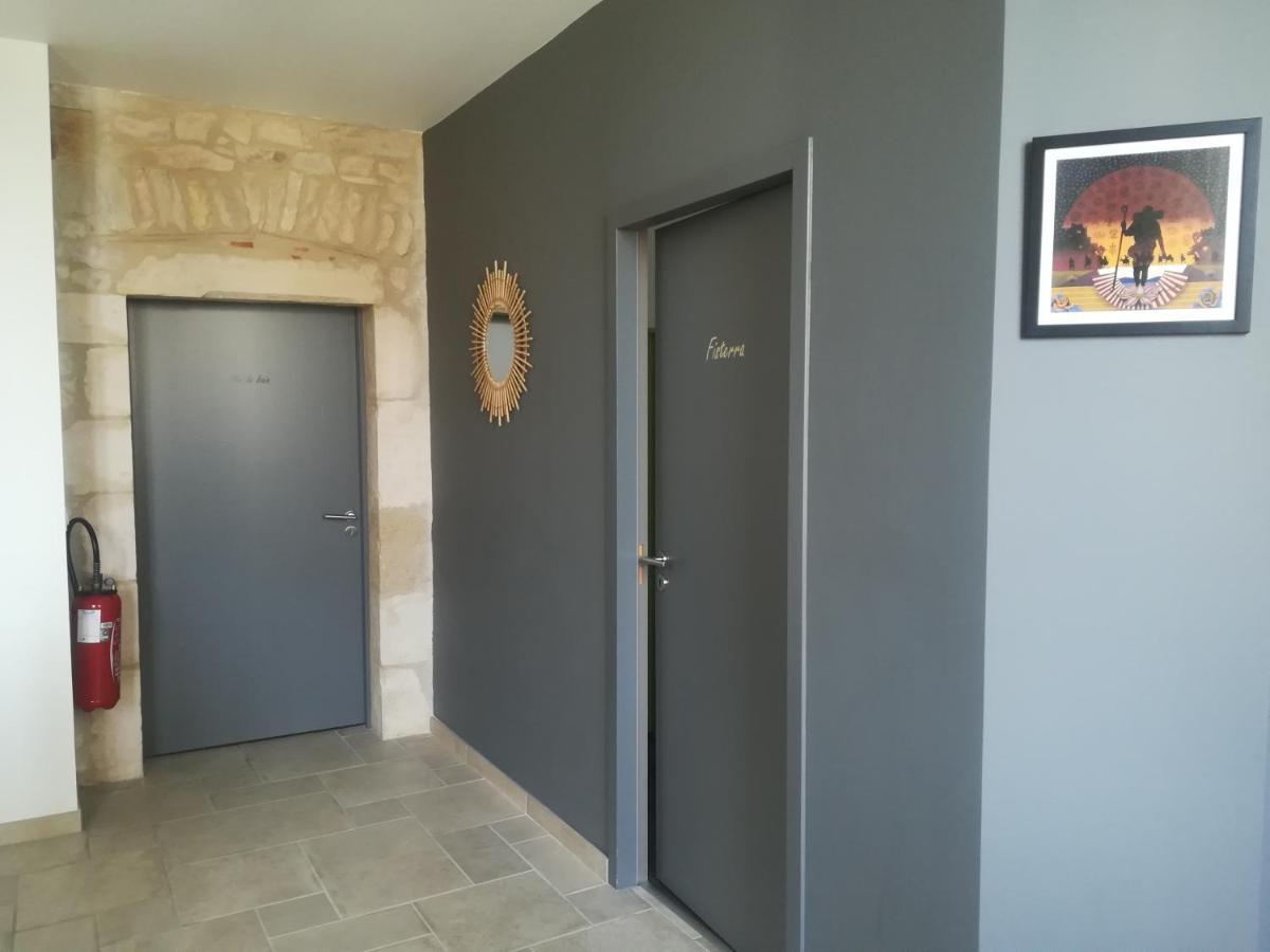 Gite La Maison Des Pelerins Villeneuve-d'Aveyron Екстер'єр фото
